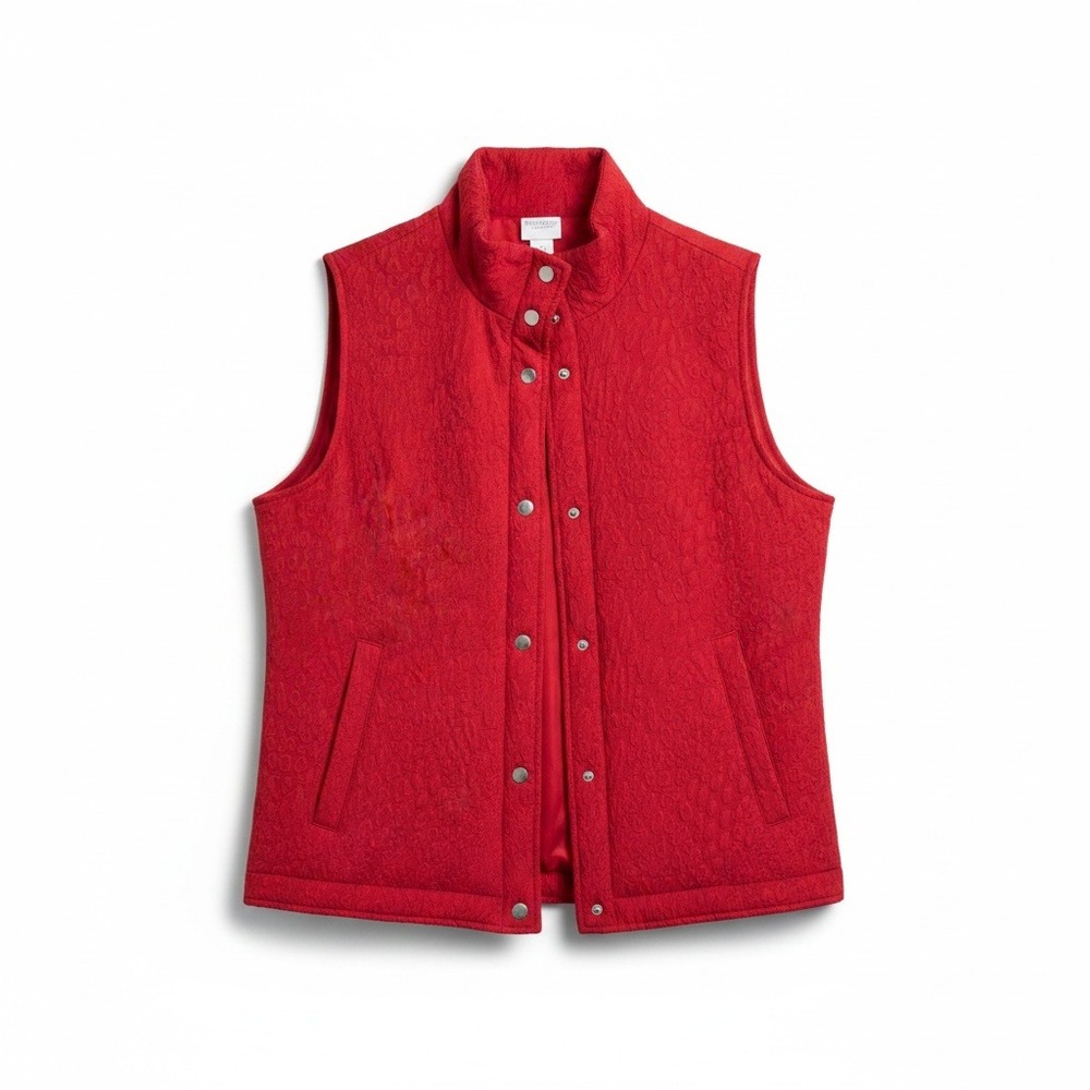 Weekends by Chicos Red Quilted Jacquard Snap Front Vest Size 0 Small Textured 4